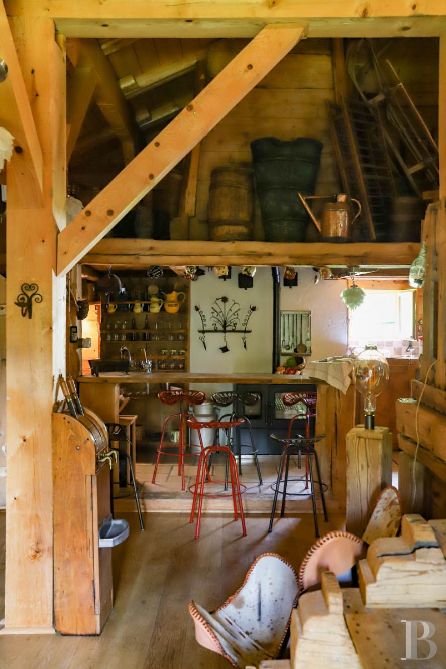 A traditional chalet barn surrounded by alpine pastures in Haute-Savoie, not far from Morzine - photo  n°17